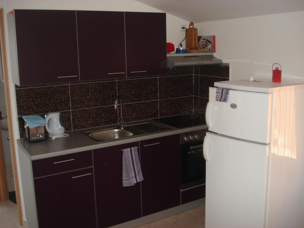 Apartments Niko Vir Pokój zdjęcie