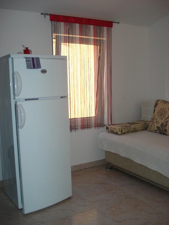 Apartments Niko Vir Pokój zdjęcie