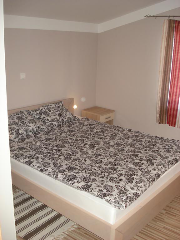 Apartments Niko Vir Pokój zdjęcie